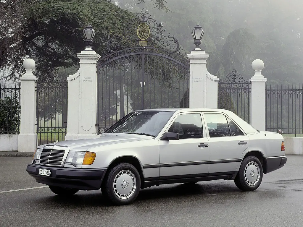 Mercedes-Benz E-Class (W124) 1 поколение, седан (11.1984 - 07.1993)